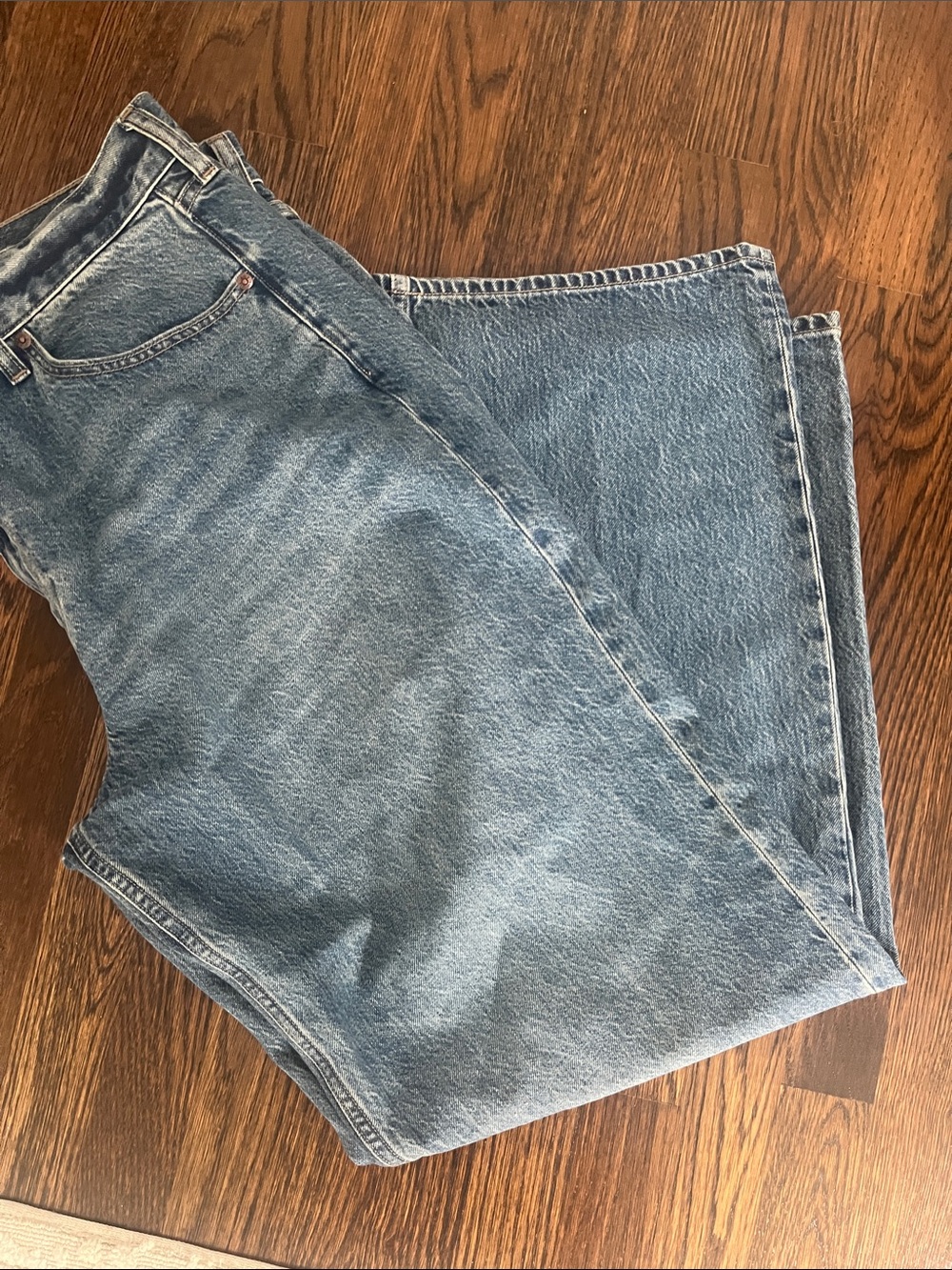 Abercrombie wide leg women’s jean - classic wash - LONG